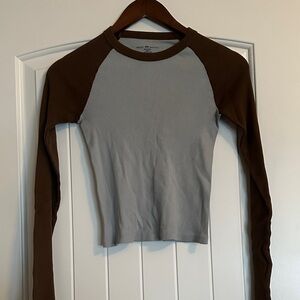 Brandy Melville Gray and Brown Long Sleeve Top
